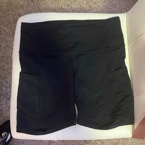 LULULEMON BIKE SHORTS